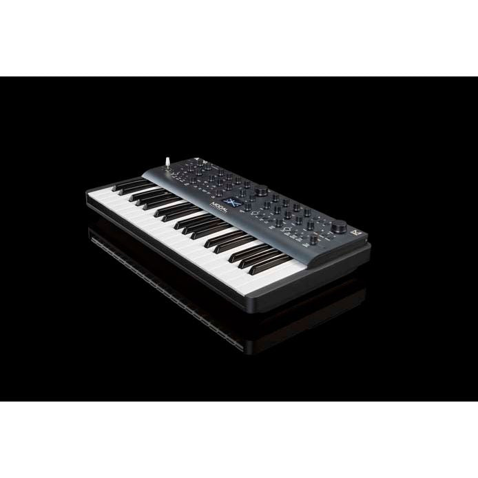 ARGON8 by Modal Electronics | 8-Voice Wavetable Synthesiser with 37 keys and included software