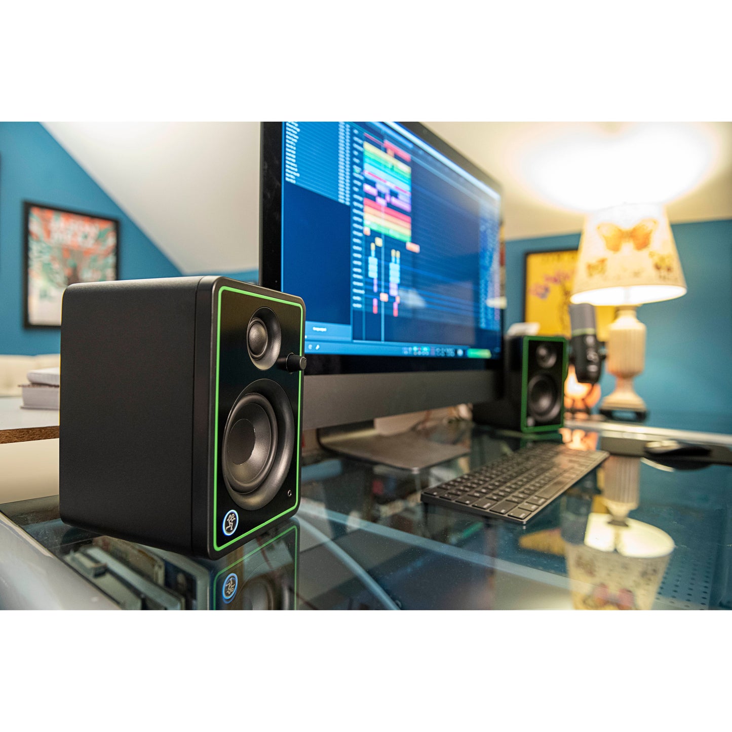 Mackie CR5-X 5 inch Multimedia Monitors (Pair) | 5" Active Studio Monitors | 1/4" TRS, 1/8" TRS, and RCA Inputs | Perfect for Mixing