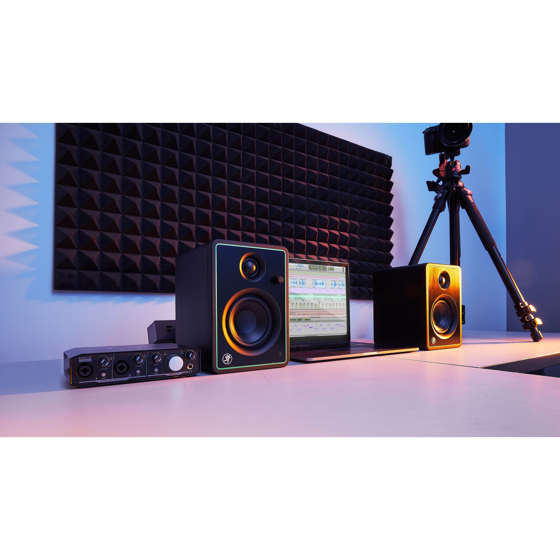 Mackie CR5-XBT Bluetooth 5 inch Multimedia Monitors (Pair) | 5" Active Studio Monitors | 1/4" TRS, 1/8" TRS, and RCA Inputs | Perfect for Mixing and Wireless Streaming of Music