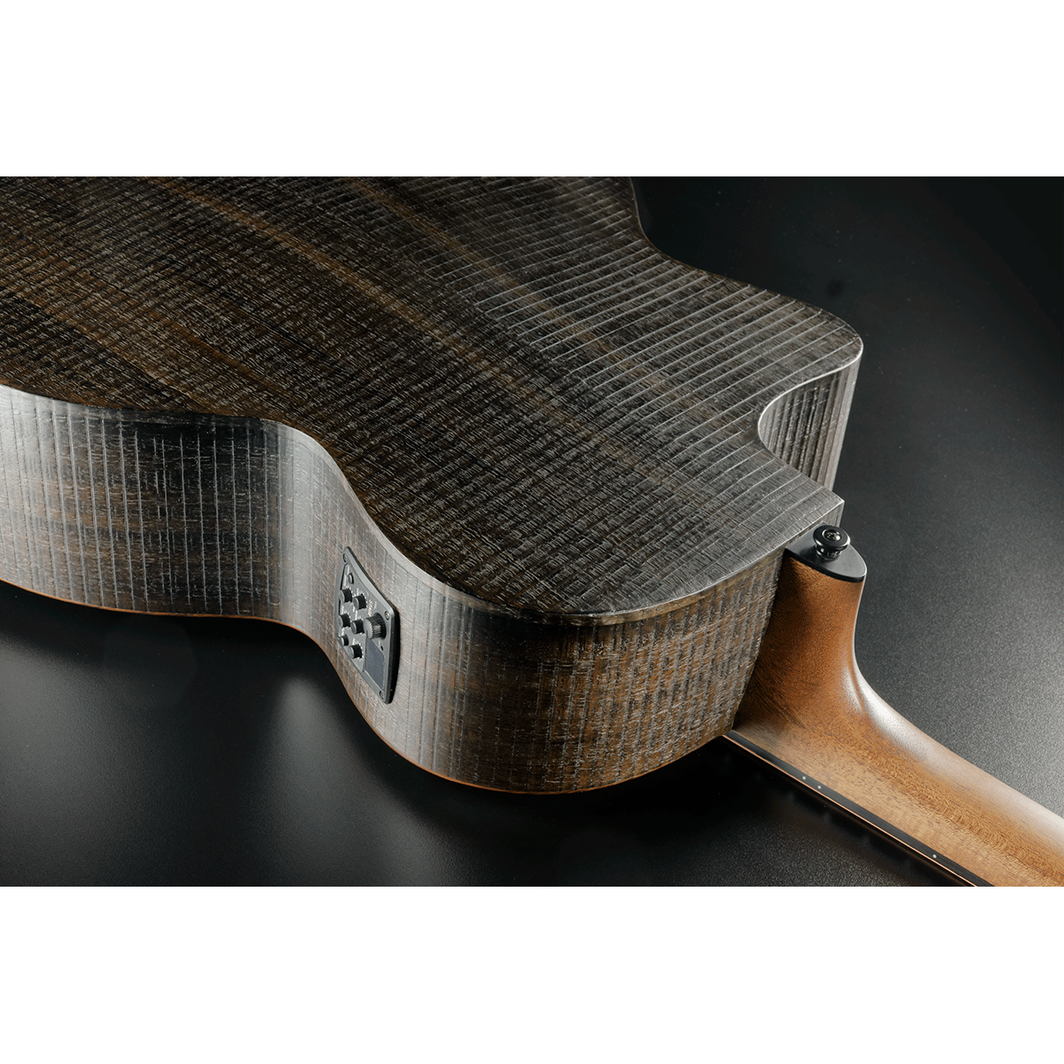 Jumbo 12 Strings Cutaway Electro Acoustic Guitar Sauvage by Lâg | Includes Case and Cable | GLA SAUVAGE-J12CE