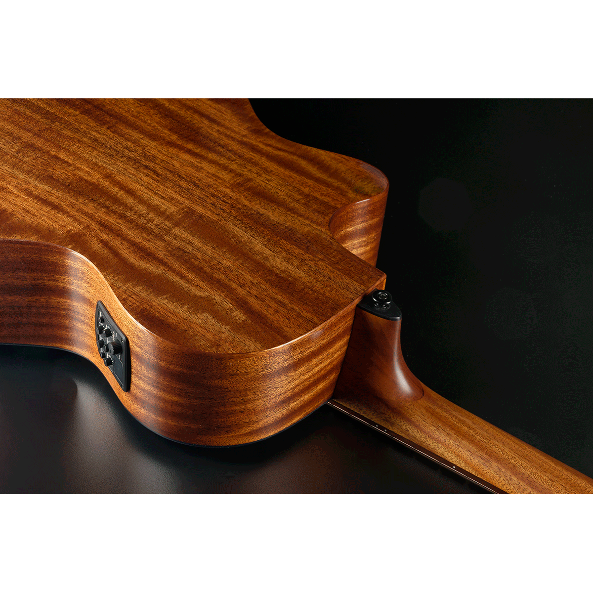 Lag Tramontane Special Edition Electro-Acoustic Dreadnought Guitar with Cutaway | Red