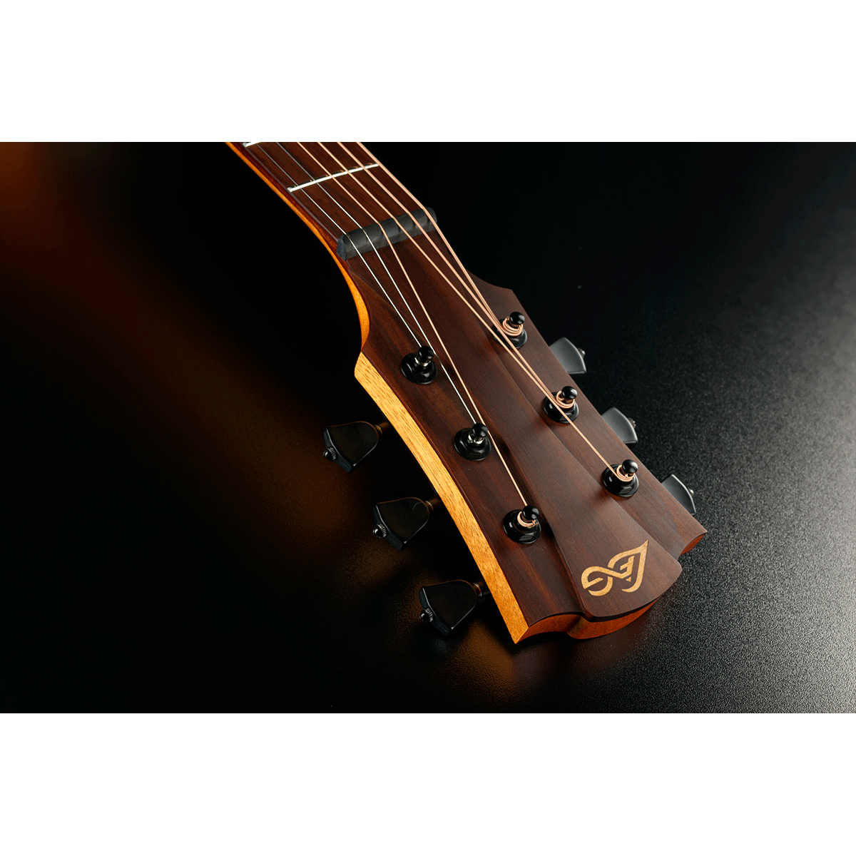 ​Sauvage Travel Acoustic Guitar by Lâg | Includes Case | GLA TRAVEL-SPS | Solid Spruce