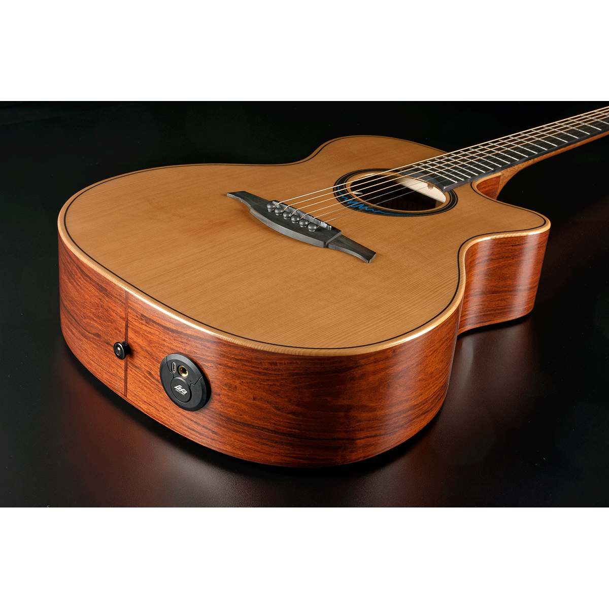 Auditorium Cutaway Electro Acoustic Smart Guitar BlueWave 2 by Lâg | Includes Case and Cable | GLH TBW2ACE