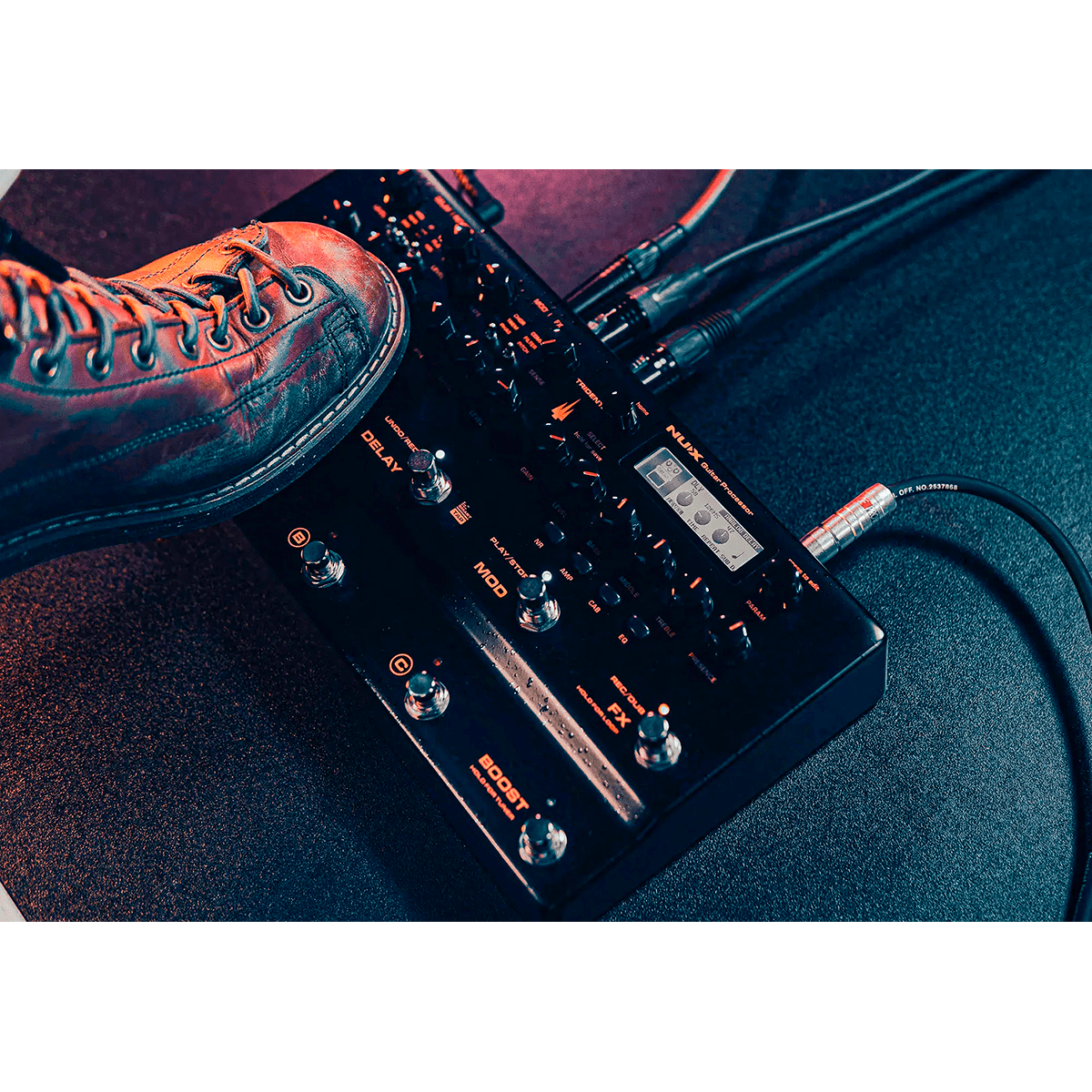 NUX Trident Electric Guitar Processor | 27 Cabinet Simulations | 96 Presets