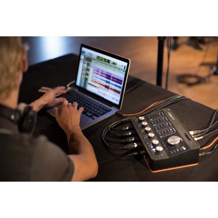 Arturia AudioFuse Studio | High quality audio interface with extreme flexibility and exclusive included software