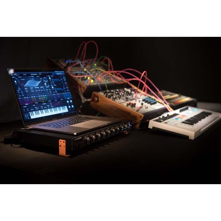 KeyStep Pro by Arturia | Hardware keyboard with advanced sequencer and arpeggiator, with included software