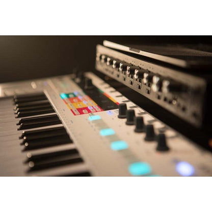 KeyStep Pro by Arturia | Hardware keyboard with advanced sequencer and arpeggiator, with included software